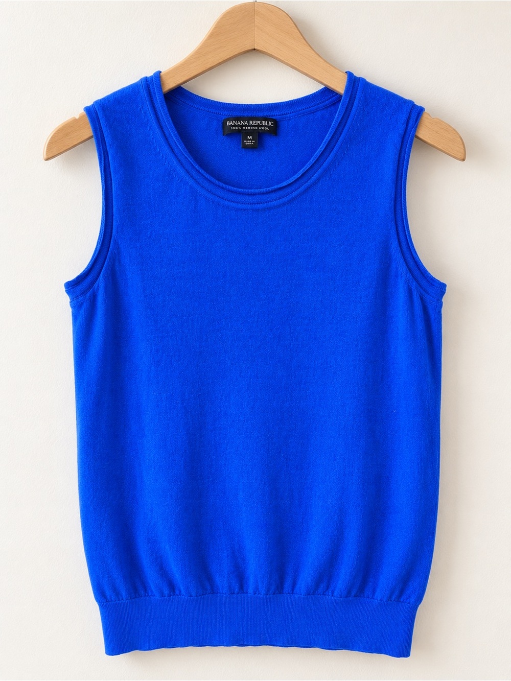 Banana Republic Cobalt Blue 100% Merino Wool Sleeveless Sweater Top Size M